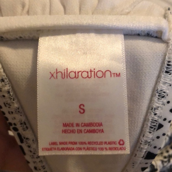 Black and White swimsuit - Picture 3 of 5